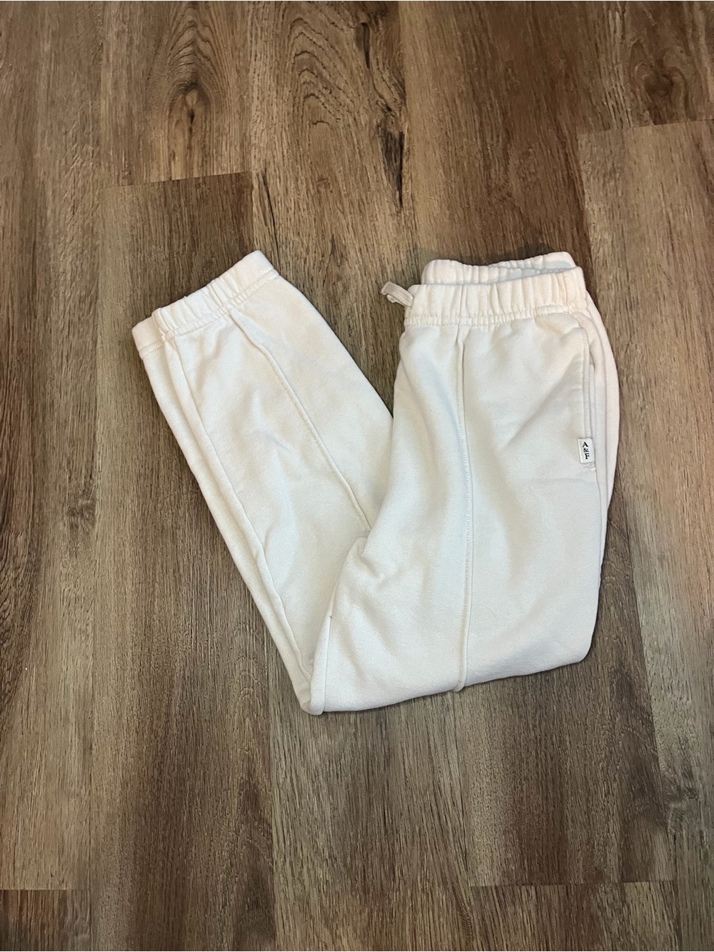 GUC abercrombie kids white fleece sweatpants -7/8